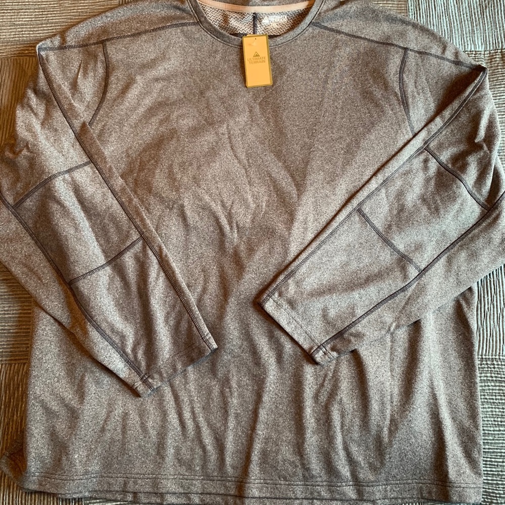 NEW pullover Ultimate Terrain shirt
